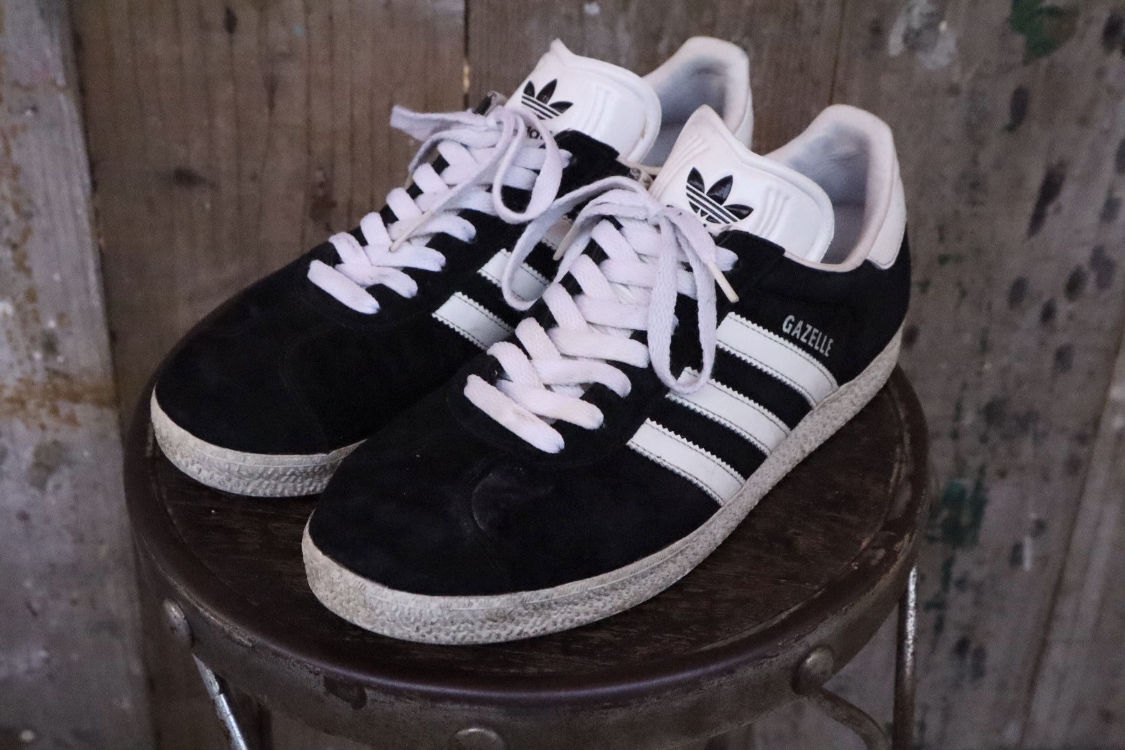 Classic on sale adidas gazelle